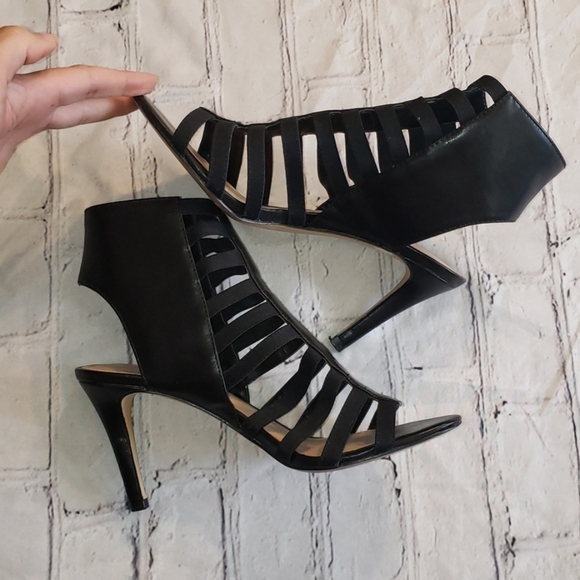 Black Saks Fifth Ave 'Deanna' Caged Sandals - 7 - Picture 14 of 16